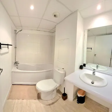 Cosy - Vue Montagne - Clim - Gare 卢德